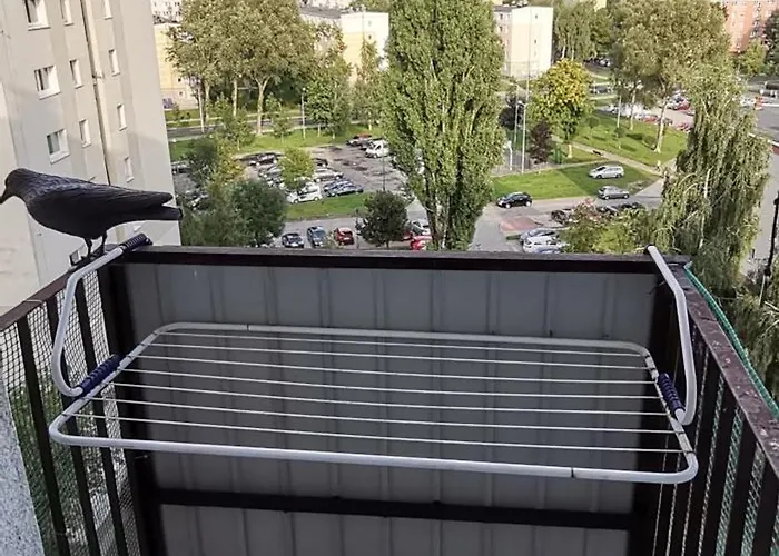 Tysiaclecie - Duzy Parking * צ'סטוצ'ובה